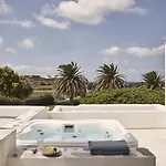 Yria Island Boutique & 5*