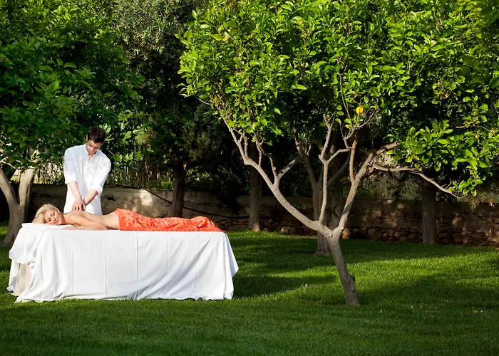 Yria Island Boutique & Hotel 5*