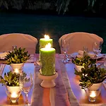 Yria Island Boutique & Hotell Parasporos