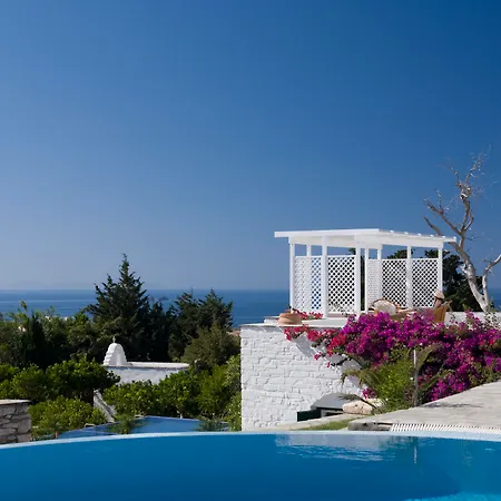 ホテル Yria Island Boutique & 5*