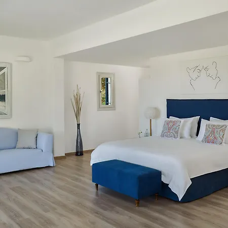 Yria Island Boutique & Hotel