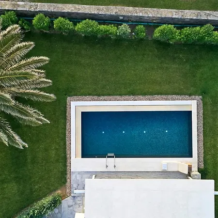 Hotel Yria Island Boutique &