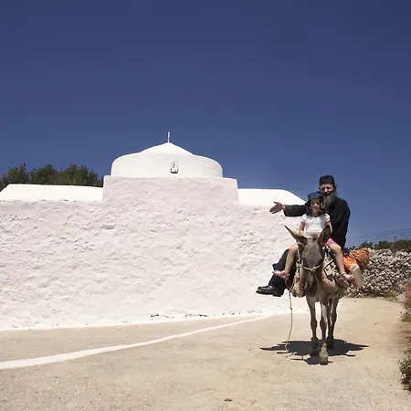 Hotel Yria Island Boutique & Parasporos