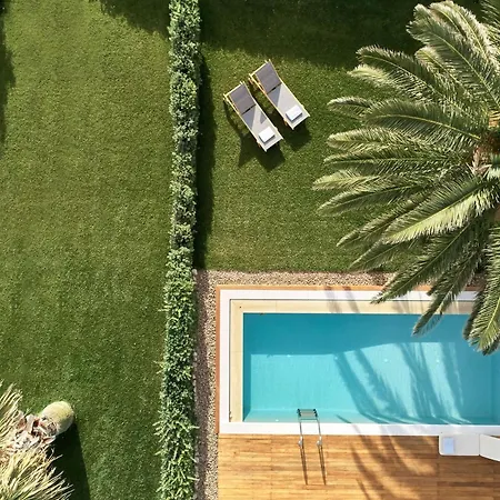 Yria Island Boutique & 5*