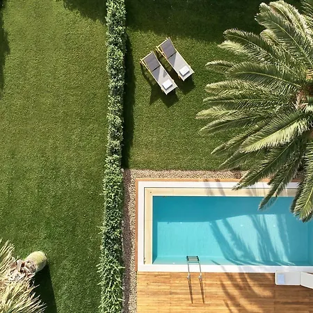 Yria Island Boutique & 5*
