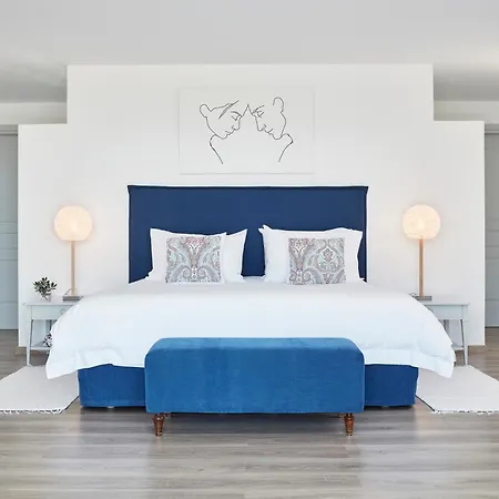 Hotel Yria Island Boutique &
