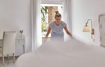 Yria Island Boutique & Hotel Parasporos