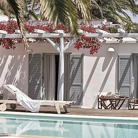 Hotel Yria Island Boutique &